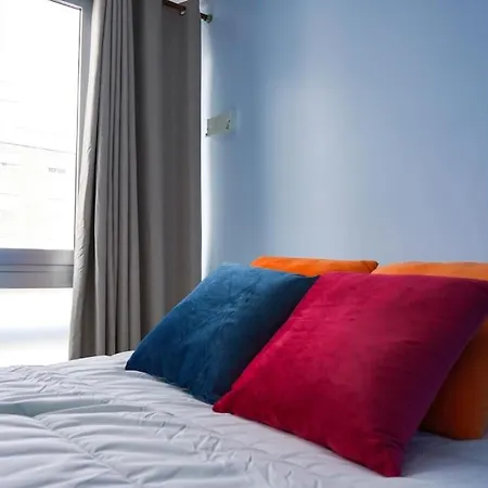 Blue Batayola Pool * Candelaria