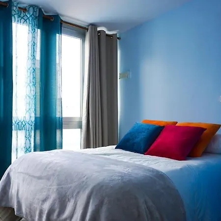Blue Batayola Pool شقة