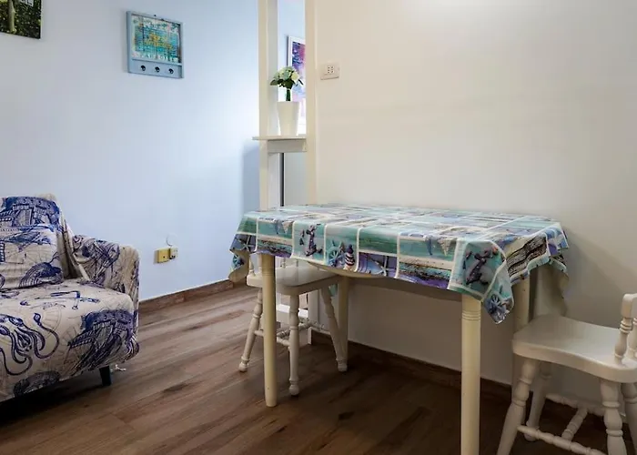 Blue Batayola Pool 아파트 *